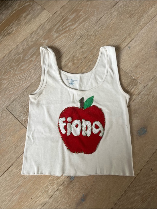 Brandy Melville Tops - Y2K embroidered Fiona Apple cropped tank top